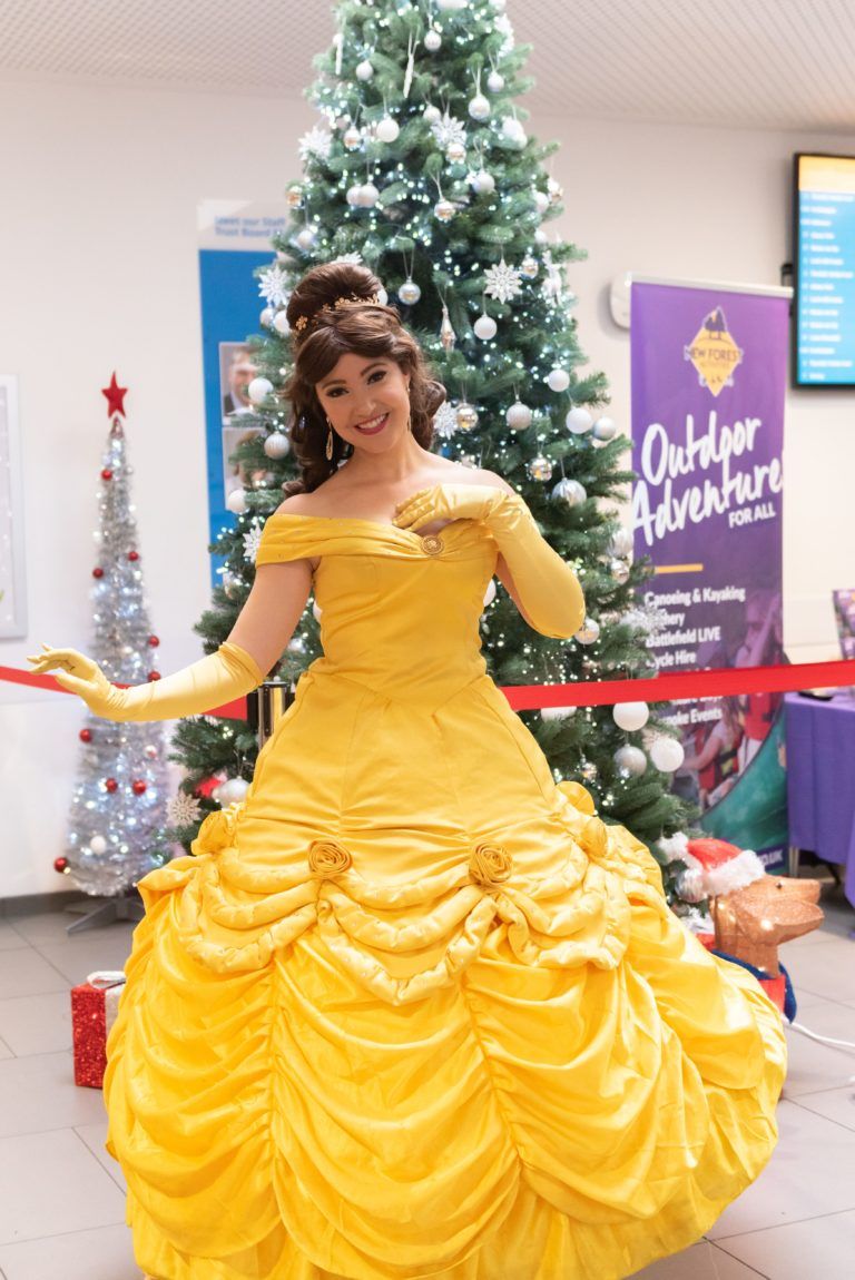 2019.12.13 Christmas Day Princess Belle, SouthamptonHospitalCharity